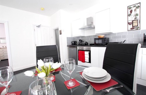 South Shore Apartment | Seashell by Coast Accommodation Station Road