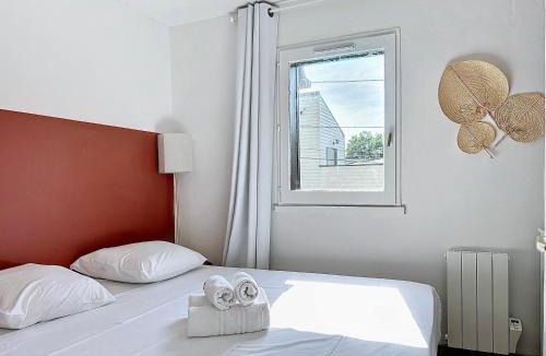 Benerville-sur-Mer Apartment | Seashell Cottage YourHostHelper