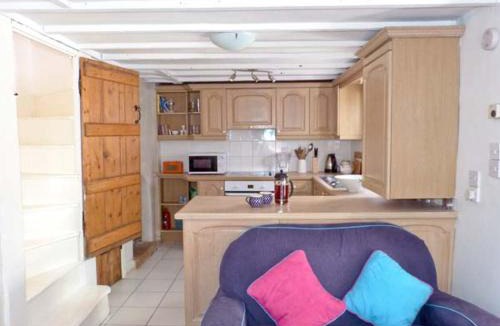 Deal House | Seashell Cottage