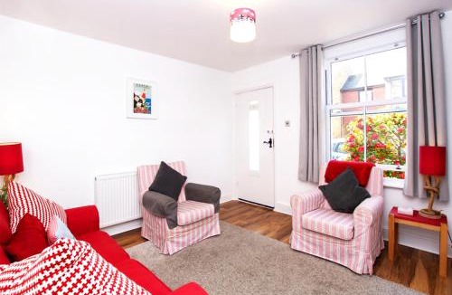 Deal House | Seashell Cottage