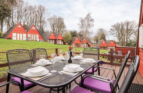 Martin Cottage | Seashell Cottage Lodge 97