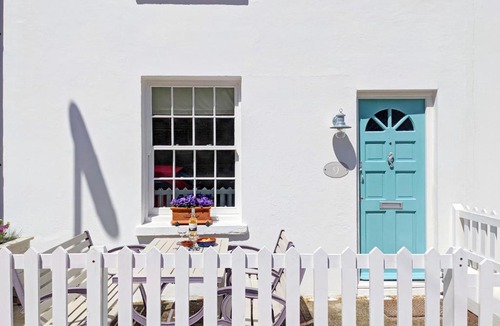 Worthing House | Seashell Cottage - Worthing