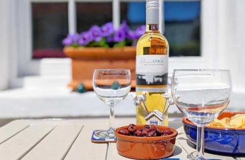 Worthing House | Seashell Cottage - Worthing