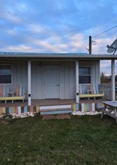 Malpeque Hotel | SeaShell Motel