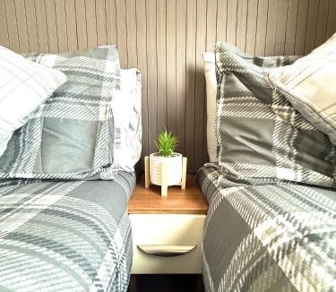 Cayton Bay House | Seashell Retreat