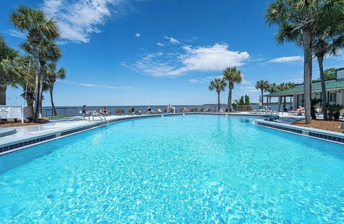 Baytowne Wharf Apartment | Seashell Shuffle at Pilot House