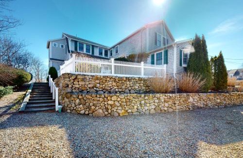 Harwich Port Apartment | Seashells on Bank