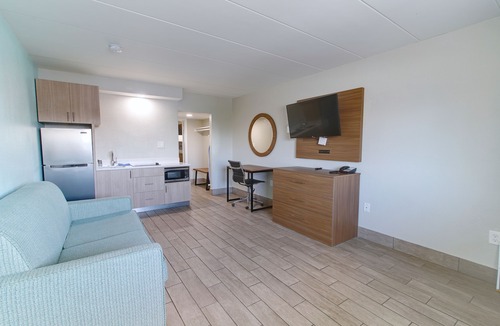 Northeast Virginia Beach Hotel | Seashire Inn & Suites