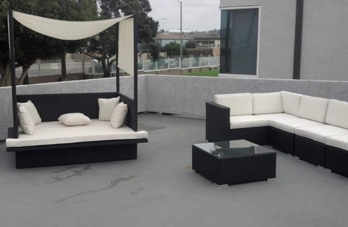 Santa Ana Heights Apartment | Seashore Drive Beauty steps to sand