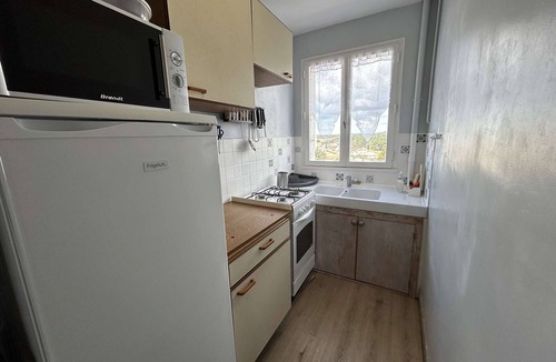 Saint-Jean-de-Monts Apartment | Seaside 2-Room Apartment with Balcony and Stunning Views, 50m from Beach, Saint-Jean-de-Monts