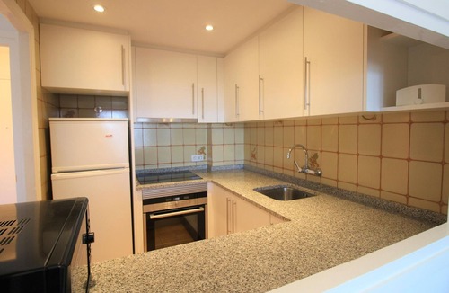 Port de la Selva Apartment | Seaside Apartment in El Port de la Selva with Parking