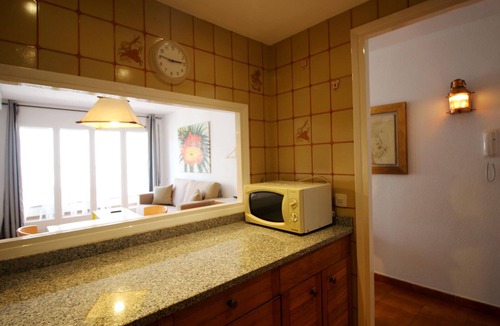 Port de la Selva Apartment | Seaside Apartment, 1 Bedroom, Parking & Wi-Fi