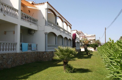 Empuriabrava Apartment | Seaside apartment in Empuriabrava with parking