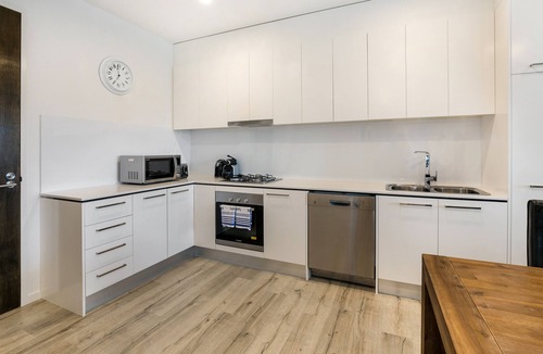 Dromana House | Seaside Apartment Getaway