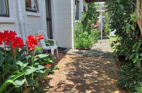 Torbay Apartment | Seaside Charm