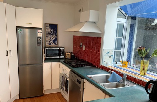 Wellington Apartment | Seaside City Hideaway