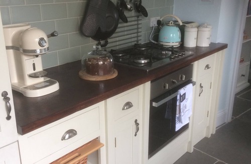 Woodhorn House | SEASIDE COTTAGE WITH SEA VIEWS