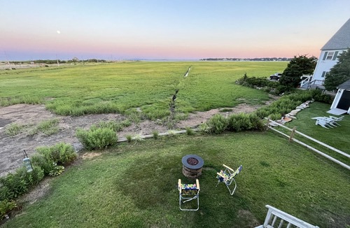 Green Harbor-Cedar Crest House | Seaside Coastal Escape 🌊