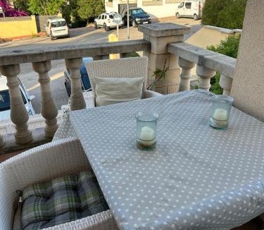 El Castell de Montornes House | Seaside cottage