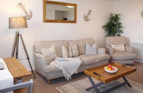 Llanddulas House | Seaside Cottage