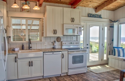 Yachats House | Seaside Cottage - Oceanfront