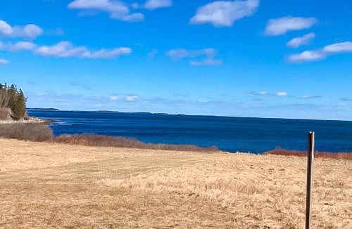Martinsville House | Seaside Cottage