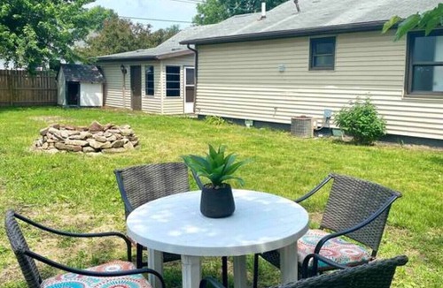 Vermilion Cottage | Seaside Escape Vermilion