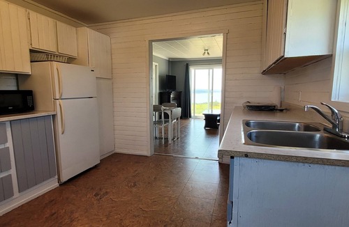 Joggins Cottage | Seaside Escape with a million dollar ocean view. Pet friendly. Sleeps 4.