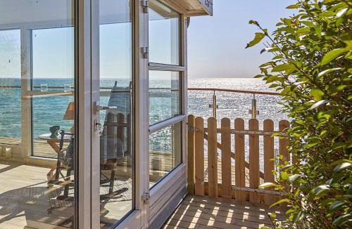 Ronne House | Seaside Escape with Views