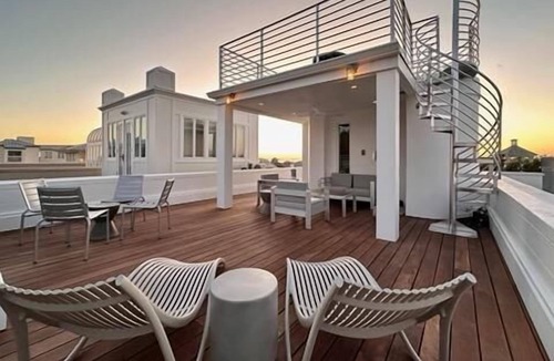 Seaside Cottage | Seaside "Forsythe House" | 3BR | Sleeps 8 | Pet Friendly| Roof Top Terrace 🐶
