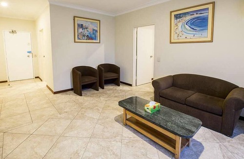 Wamberal Hotel | Seaside Garden Retreat