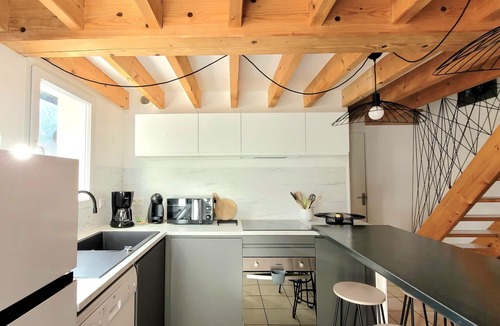 Jard-sur-Mer House | Seaside getaway - beach 200m away - bed linen included