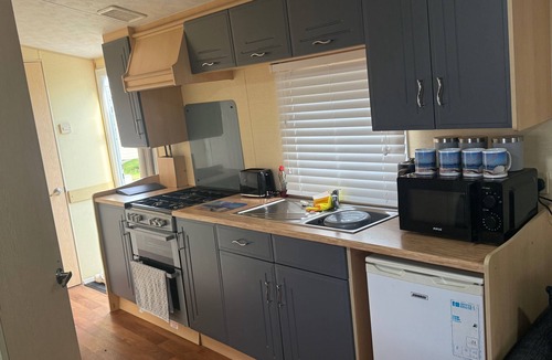 Chapel Saint Leonards Ski Chalet | Seaside Getaways Chapel Saint Leonards - Sleeps 6