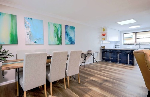 North Narrabeen Apartment | Seaside Haven Tranquil Beachside Escape