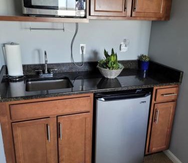 Seabrook Apartment | Seaside Haven