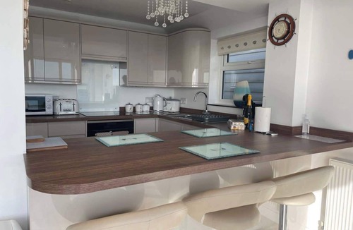 Pevensey House | Seaside Haven with Sea Views