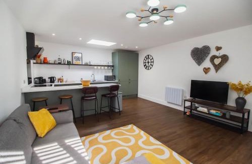 Seaford House | Seaside Hideaway By Airpremier