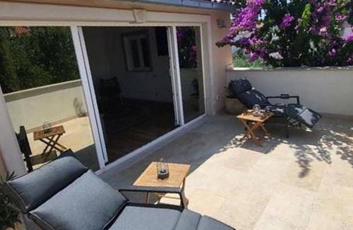 Mirce House | Seaside holiday house Mirca, Brač (K-24033)