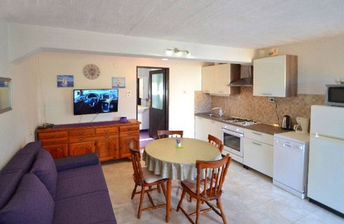 Knez House | Seaside holiday house Mali Iž, Iž (K-17536)