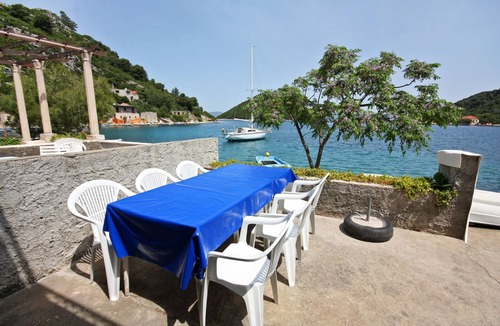Prozurska Luka House | Seaside holiday house Prožurska Luka (Mljet) (K-4946)