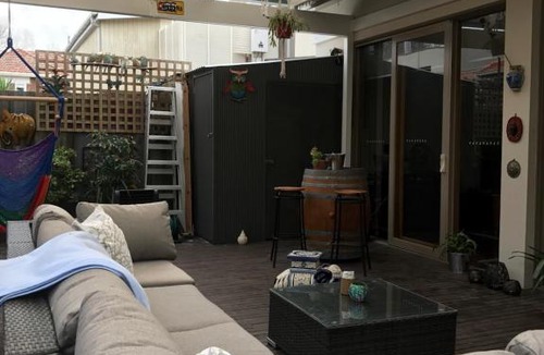 Elwood Bed & Breakfast | Seaside Home