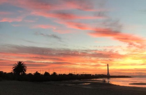 Elwood Bed & Breakfast | Seaside Home