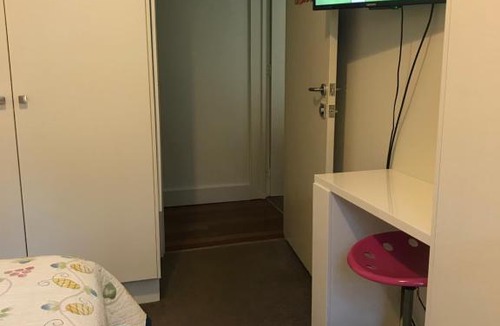 Elwood Bed & Breakfast | Seaside Home