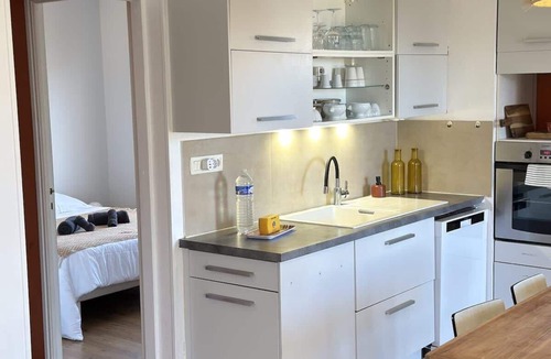 Valras-Plage Apartment | Seaside house 2 terraces A/C parking