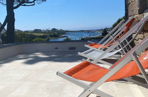 Lanildut House | Seaside house with spa