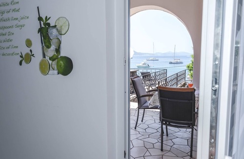 Kolocep Island House | Seaside Island Retreat near Dubrovnik