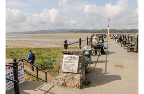 Arnside House | Seaside & Lake District Retreat