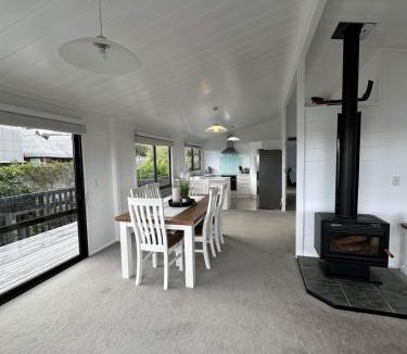 Kerikeri House | Seaside Oasis In Northland