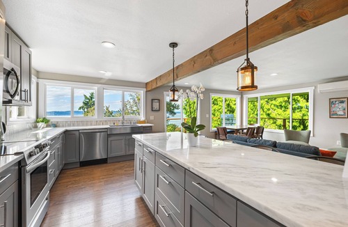 Tacoma House | Seaside Place at Dash Point Beach