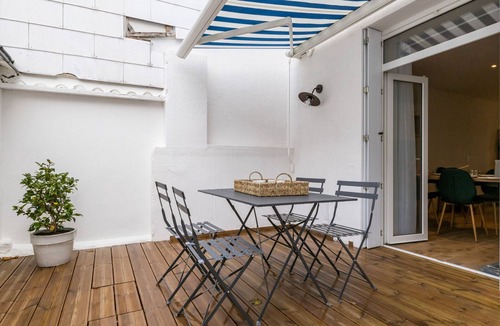 Saint-Nazaire Cottage | Seaside Retreat: Renovated 19th-Century Villa with Ocean Views & Modern Comforts